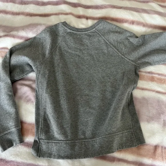 grey champion sweatshirt - Picture 6 of 7